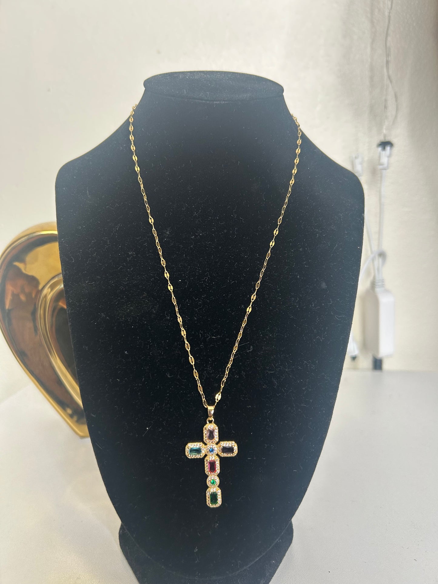 Cross Over Necklace
